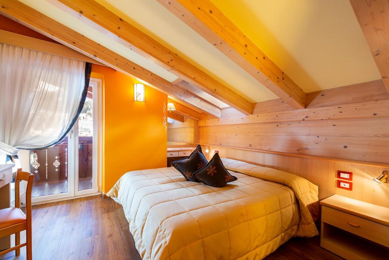 Hotel La Serenella Moena Eksteriør bilde