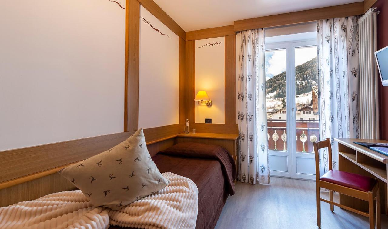 Hotel La Serenella Moena Eksteriør bilde