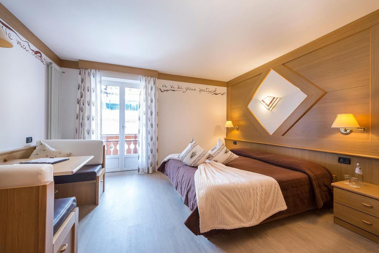 Hotel La Serenella Moena Eksteriør bilde
