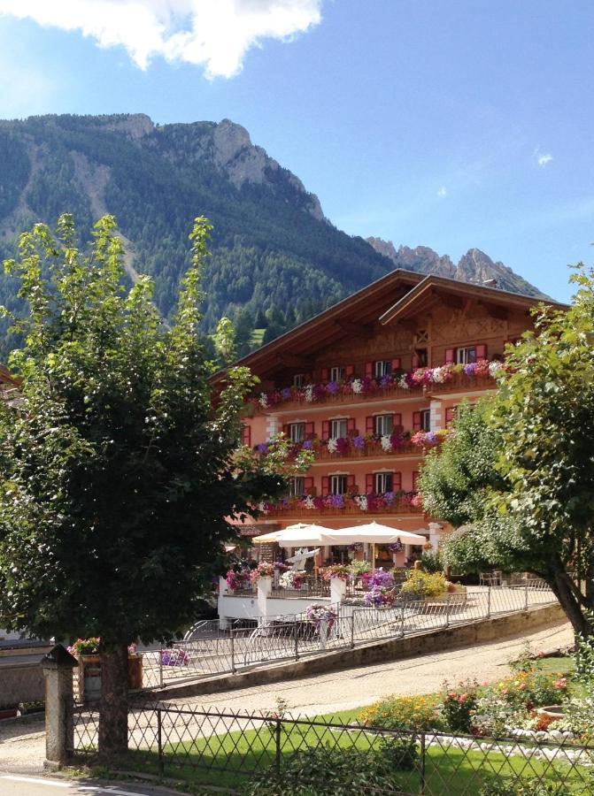 Hotel La Serenella Moena Eksteriør bilde
