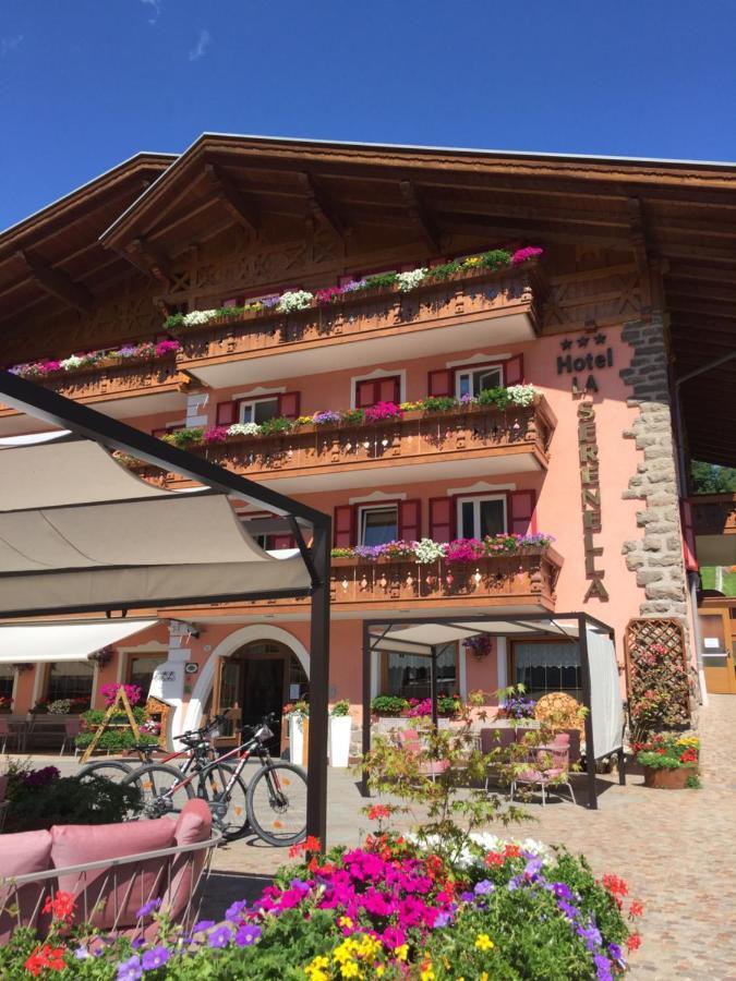 Hotel La Serenella Moena Eksteriør bilde