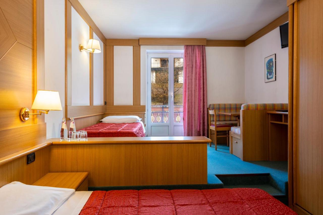 Hotel La Serenella Moena Eksteriør bilde